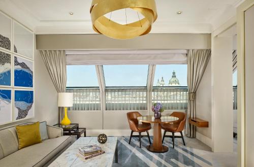 The Ritz-Carlton Budapest - image 2