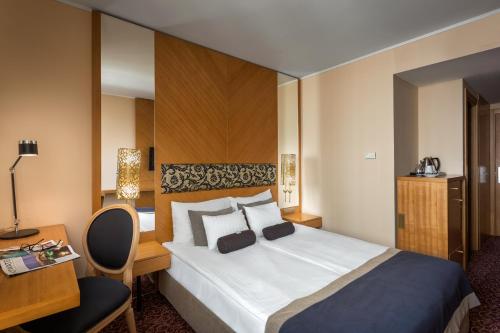 Marmara Hotel Budapest - main image