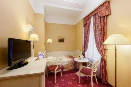 Danubius Hotel Astoria City Center - image 4