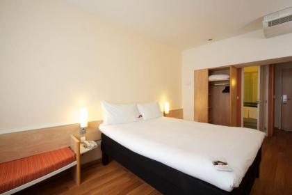 Ibis Budapest City - image 12