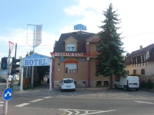 Attila Hotel - main image