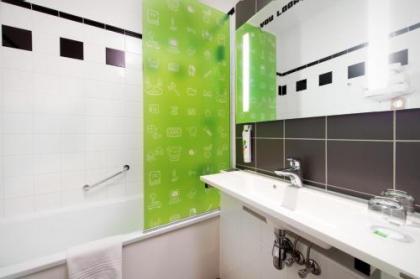 Ibis Styles Budapest Center - image 12