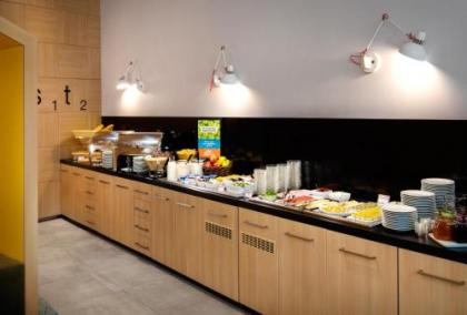 Ibis Styles Budapest Center - image 17