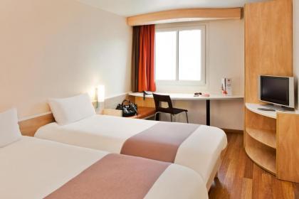 Ibis Budapest Centrum - image 10