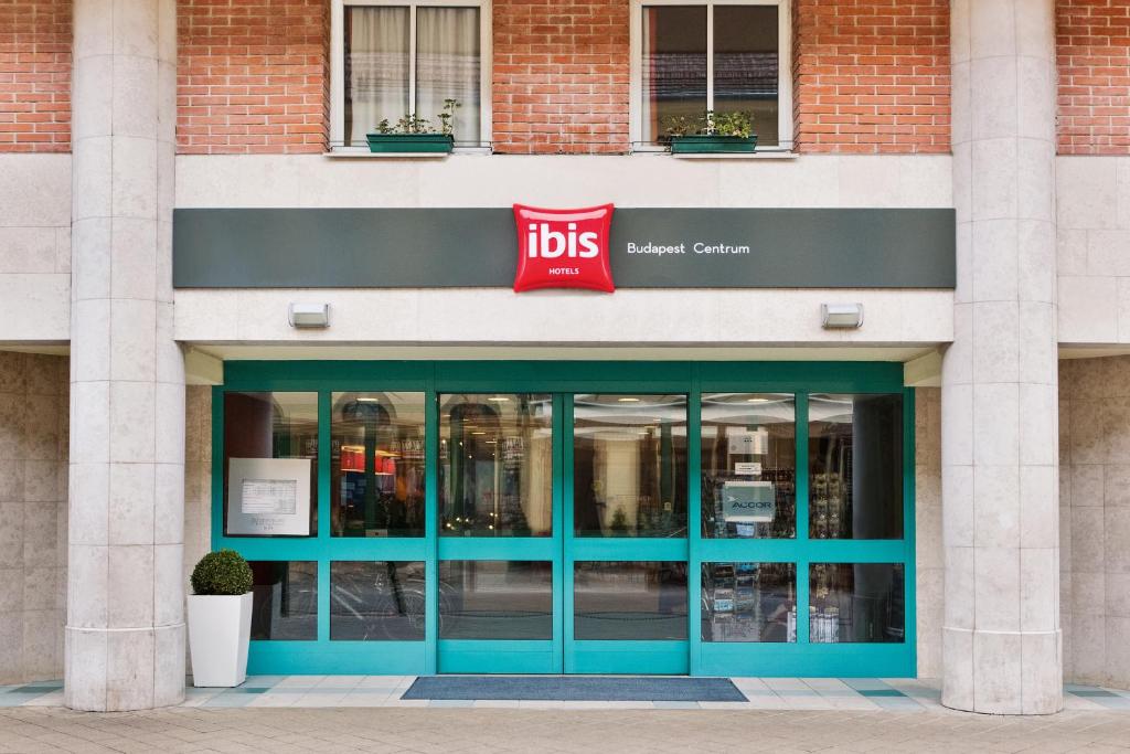 Ibis Budapest Centrum - image 3