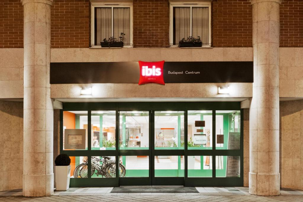 Ibis Budapest Centrum - image 4