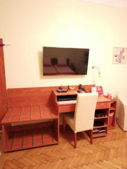 Paprika Apartment Studio - image 20