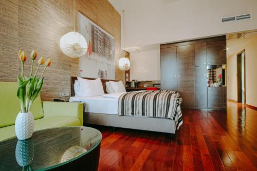 Soho Boutique Hotel - image 5