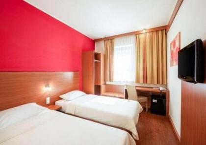 Star Inn Hotel Budapest Centrum - image 7