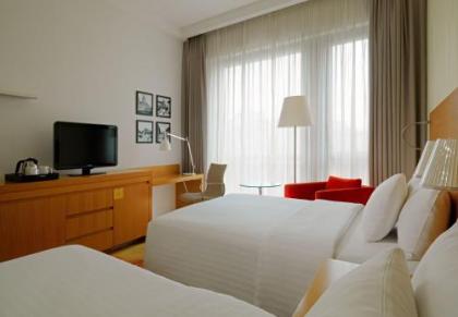 Courtyard by Marriott Budapest City Center - image 7