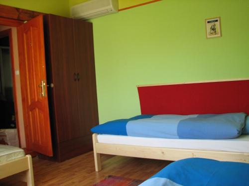 7x24 Central Hostel - image 6