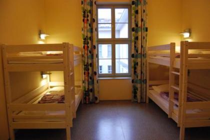 Wombats Hostel Budapest - image 9