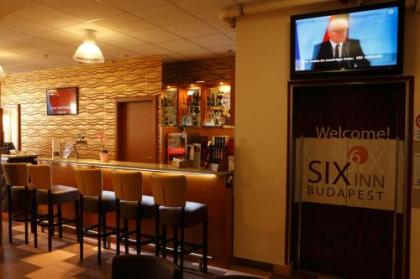 Six Inn Hotel - image 15