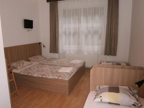 Fanni Budapest Guesthouse - image 7