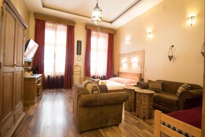 Budapest Royal Suites - image 1