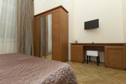 Budapest Bed and Breakfast - image 20