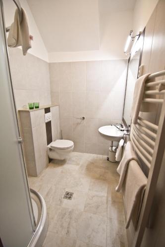 SasOne Rooms - image 7