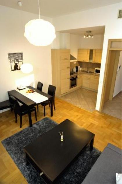 Gozsdu Apartment - image 19