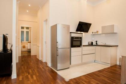 Anna Apartment - image 13