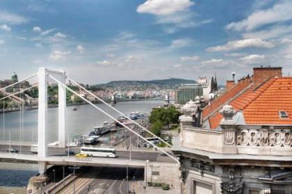 Riverside flat with King Castle view - image 8