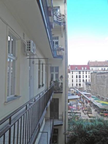 Gozsdu Entertainment District Apartment - image 12