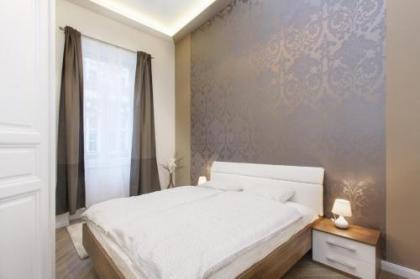 Jenny luxury two bedrooms apartment. - image 8