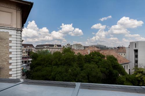 Grand Budapest Penthouse - image 5