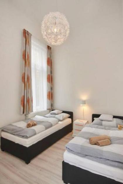 New high quality apartment in the city center - image 6